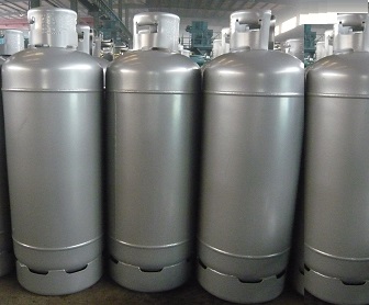 45 KG LPG Cylinder fitted with self closing valves with safety relief